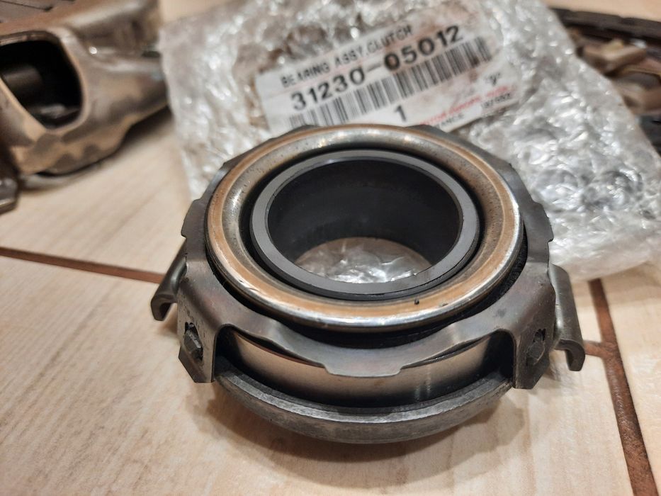 Комплект щеплення Avensis