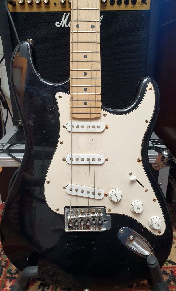 Gitara elektryczna Stratocaster czarna