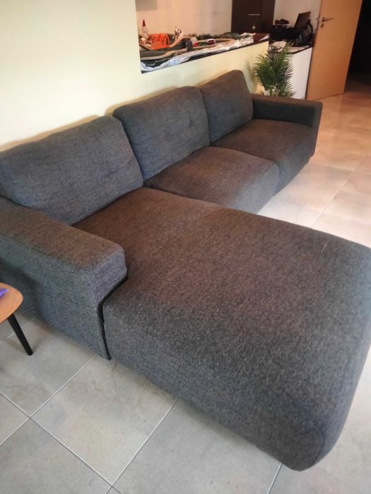 Sofá  e Mesa de Centro