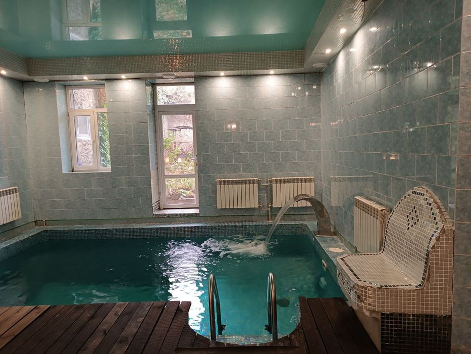 Дом у моря с бассейном и сауной