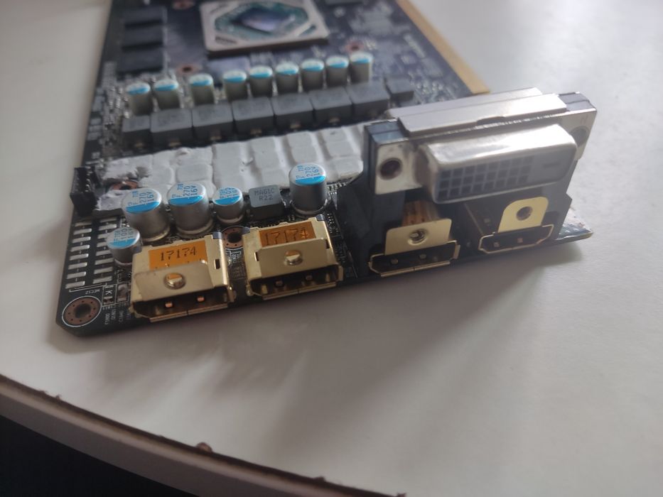 Відеокарта Gigabyte Radeon RX 470 Gaming G1 v 2.0 під ремонт