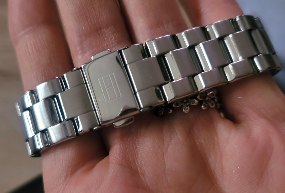 Zegarek Tommy Hilfiger srebrny damski