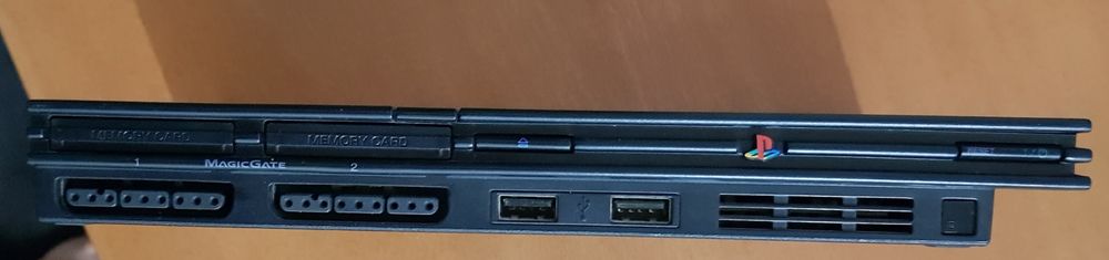 PlayStation 2 a funcionar.