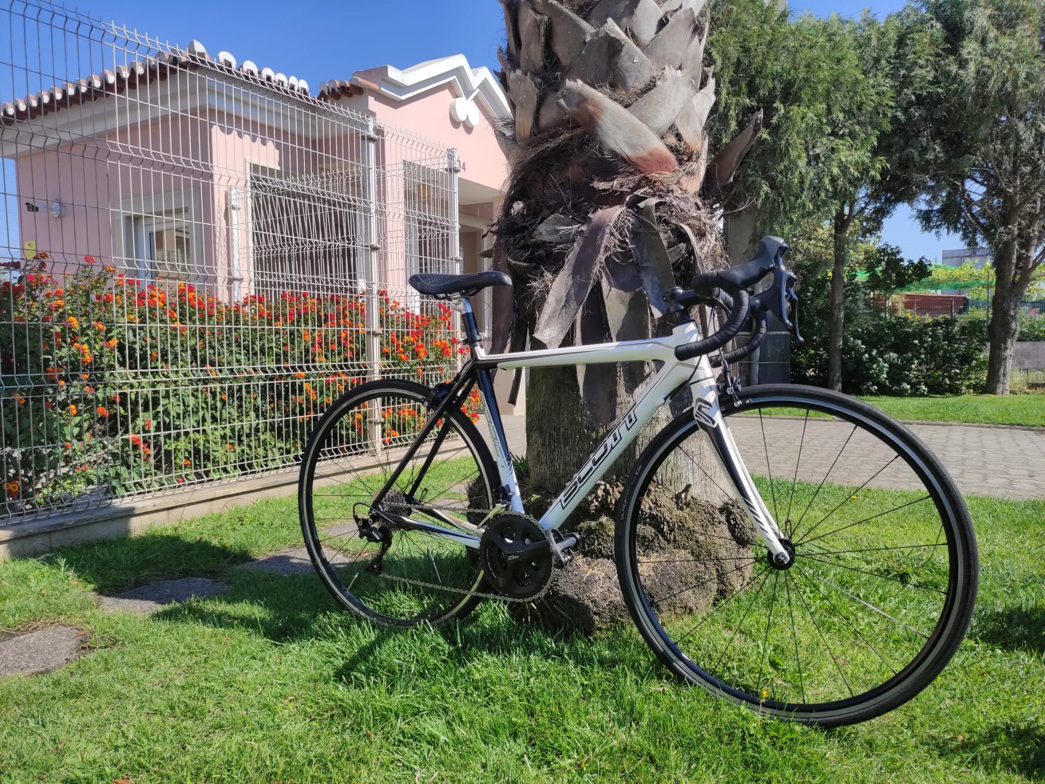 Bicicleta Scott Addict R3 + Powertap G3