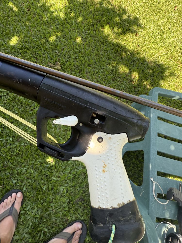 Arma pneumatica Mares sten 90 com kit salvimar