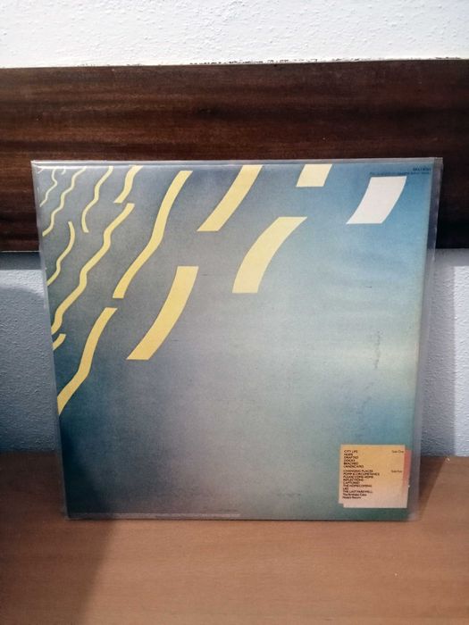 Vinyl – Camel – Nude