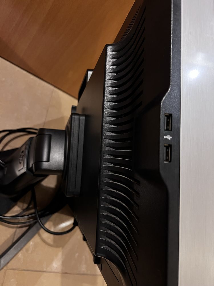 Monitor HP ZR24W 24'' S-IPS LED 1920x1200 Pivot HDMI DisplayPort DVI