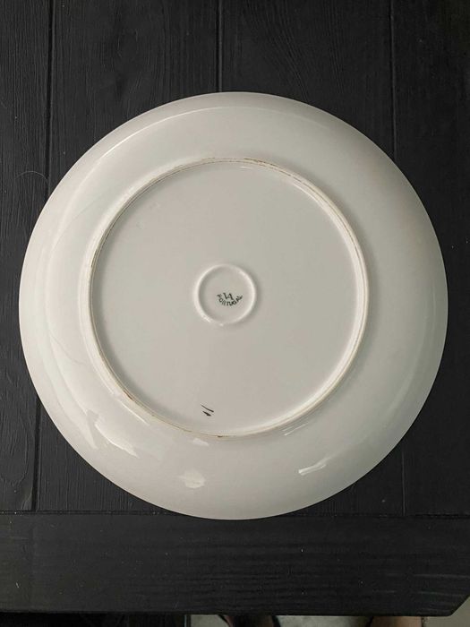 Prato pra bolo ou decorativo Vista Alegre, c/motivo floral antigo