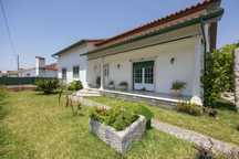 Moradia Ampla com Terreno