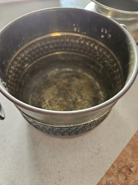 Vaso/floreira latão