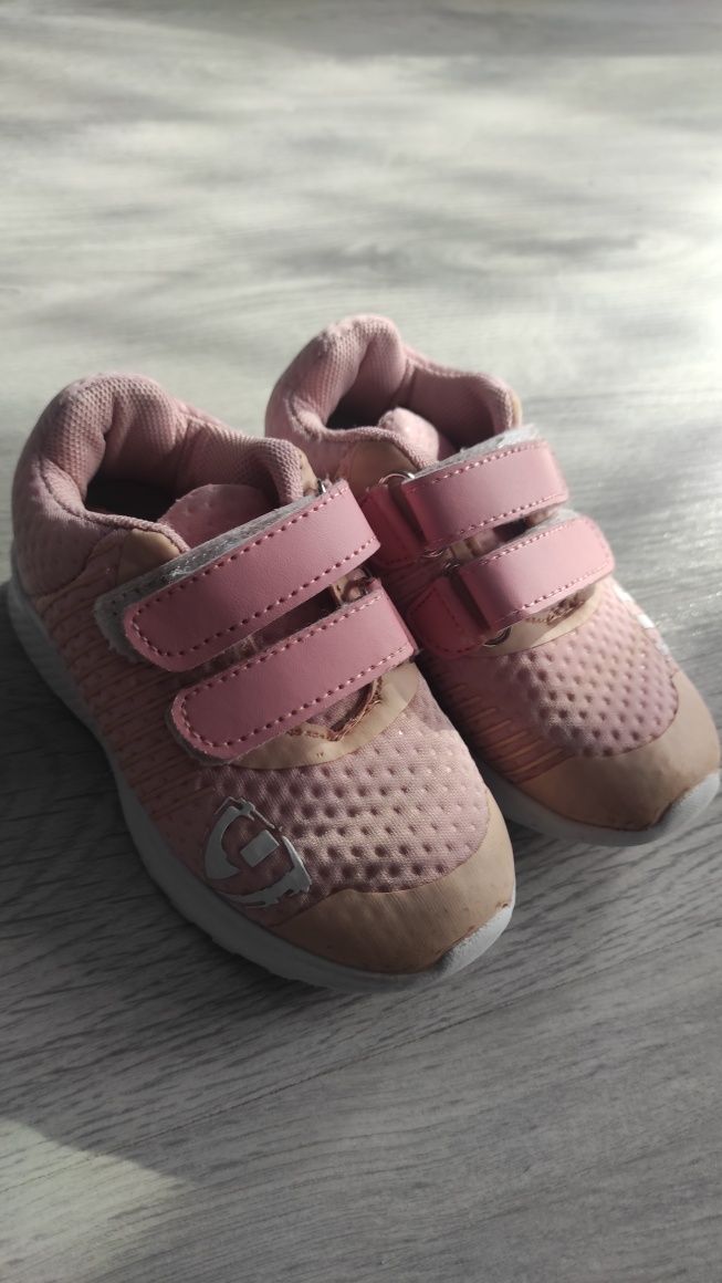 Różowe adidasy 21