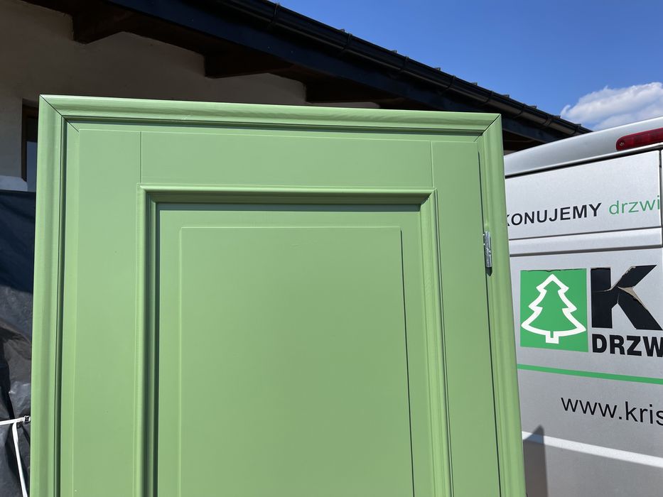 Drzwi drewniane wewnętrzne  sosnowe retro  ral 6011