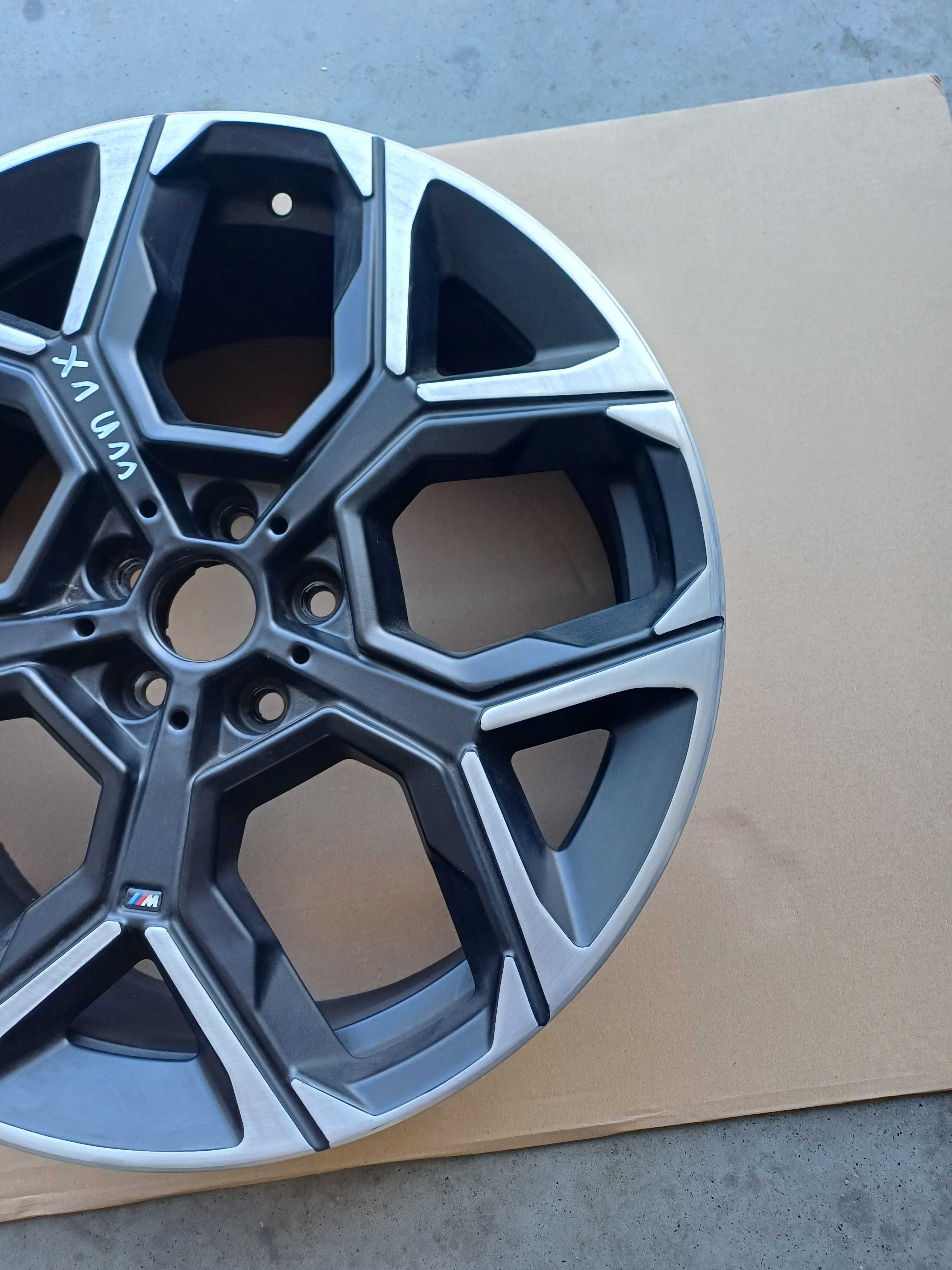 felga bmw x1 u11 u12 ix1 8j x 20 et 46 model 6898.052