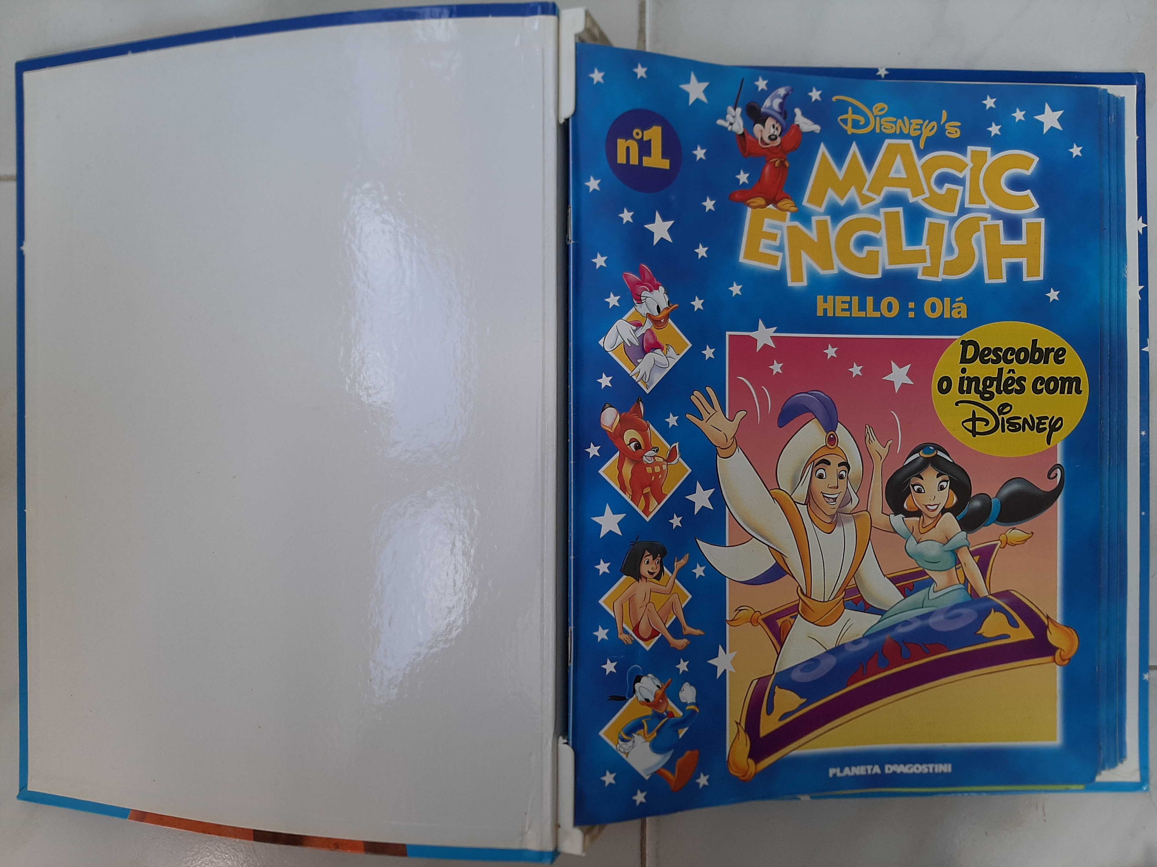 Livros e cassetes - Disney's Magic English