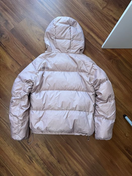 Жіночий пуховик Puma
