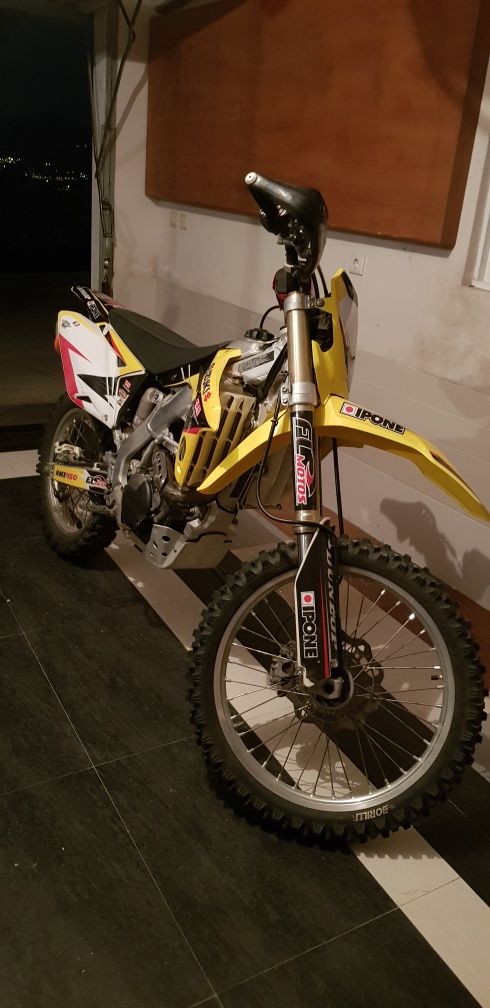 Suzuki RMX 450-Z