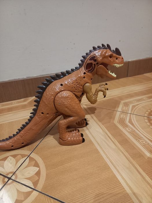 Dinozaur zabawka