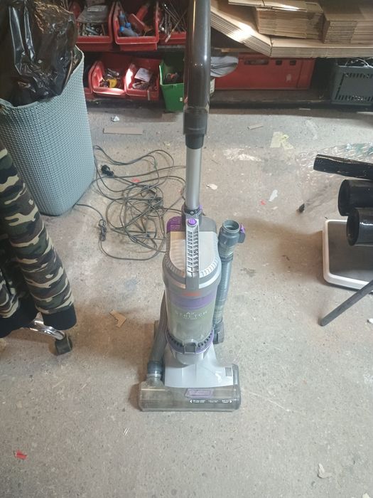 Od odkurzacz pionowy bezworkowy vax pet max