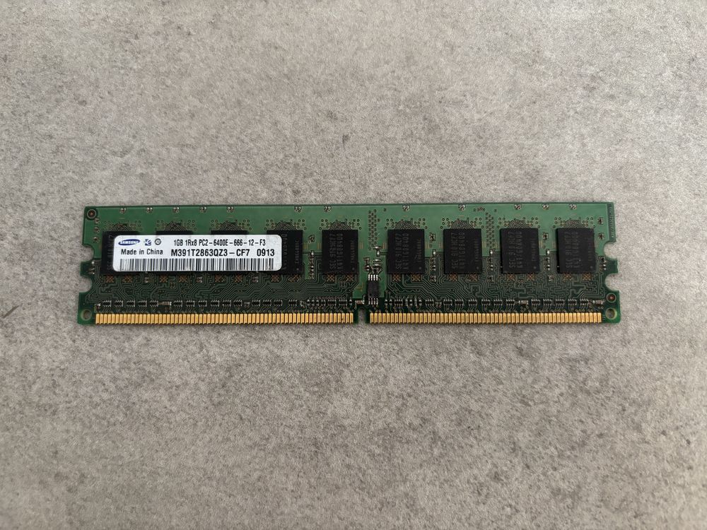 Pamięć RAM Samsung DDR2 1GB M391T2863QZ3-CF7