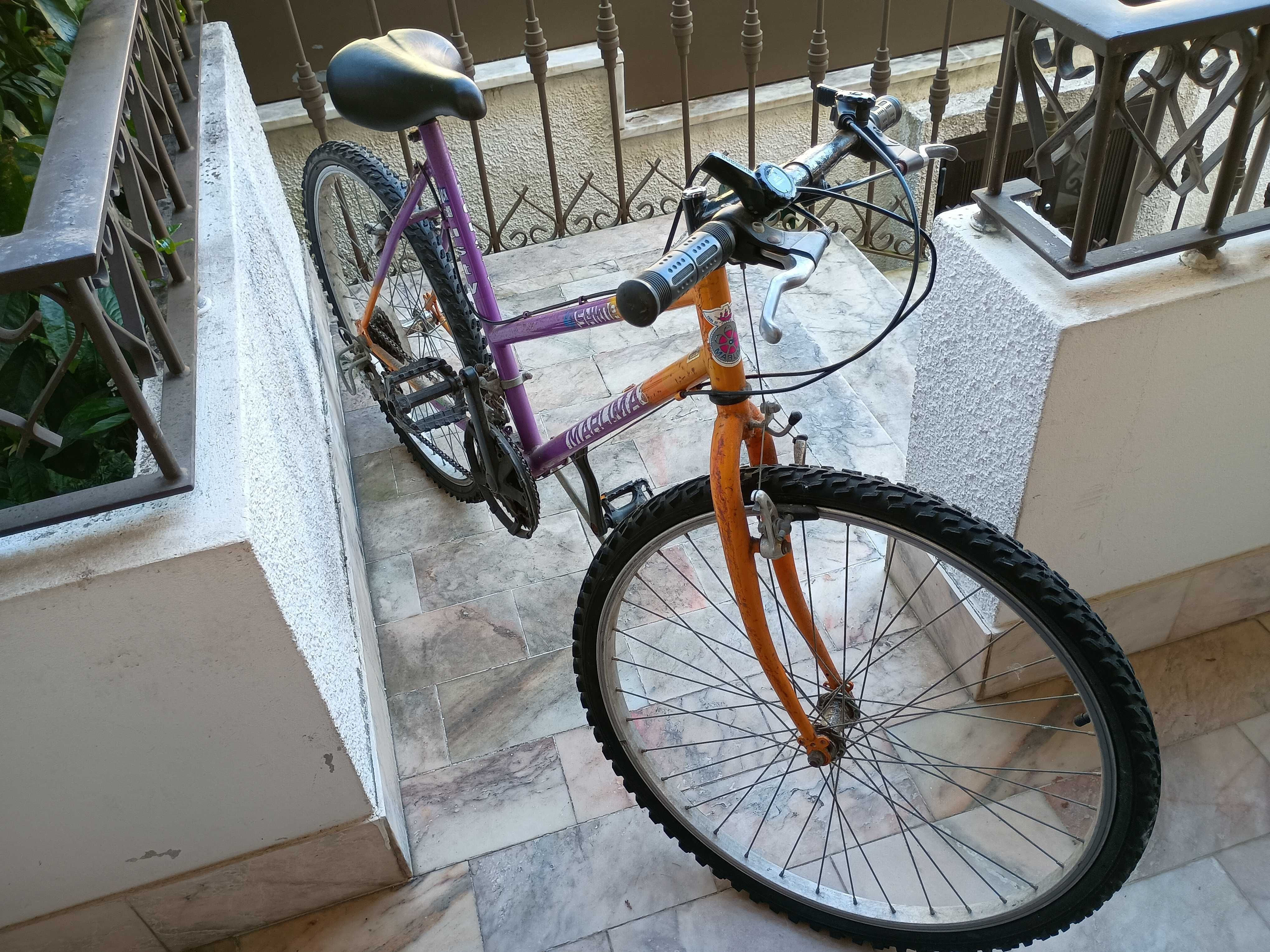 Bicicleta usada em boas condições