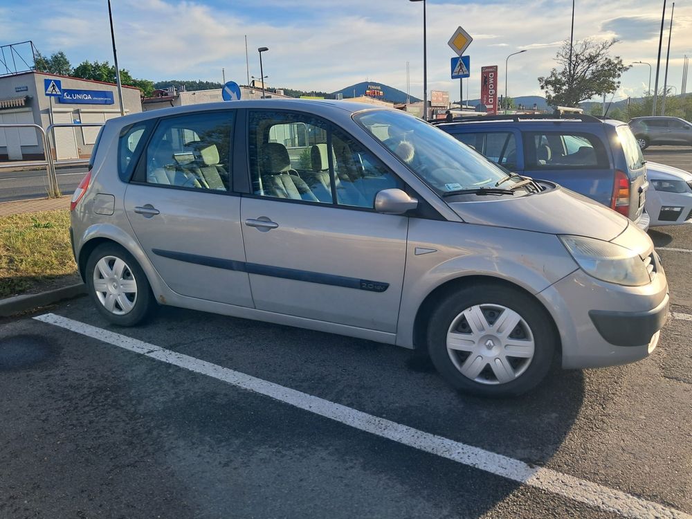 Renault Megane Scenic II z gazem