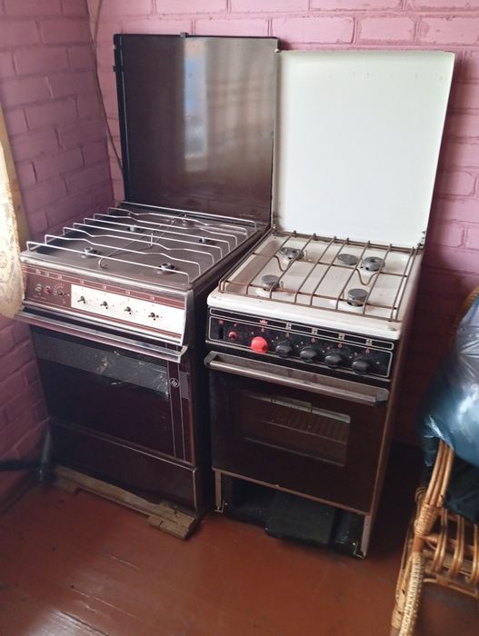 Продам газову плиту білого кольору.