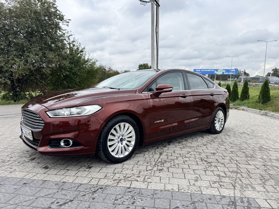 Орнедна авто Ford Fusion Hybrid  автомат