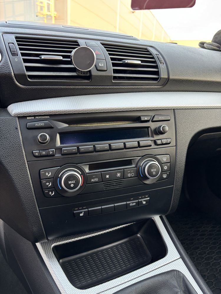BMW seria 1 E87 120d 177km Mpak