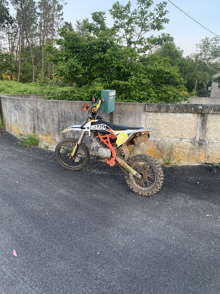 Vendo pit bike atomic yx160