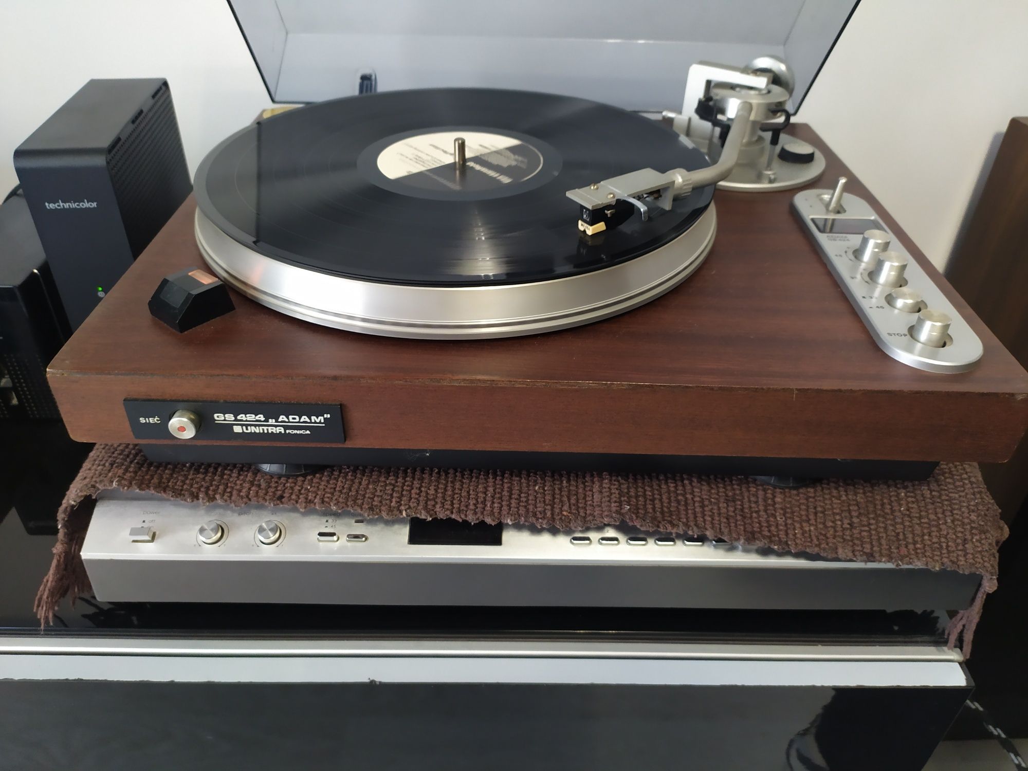 Gramofon UNITRA Adam GS 484