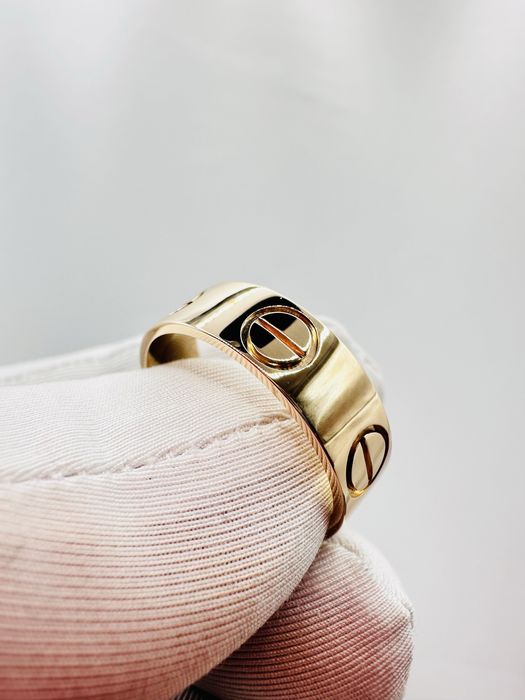 Золотое кольцо cartier 585 в наличии