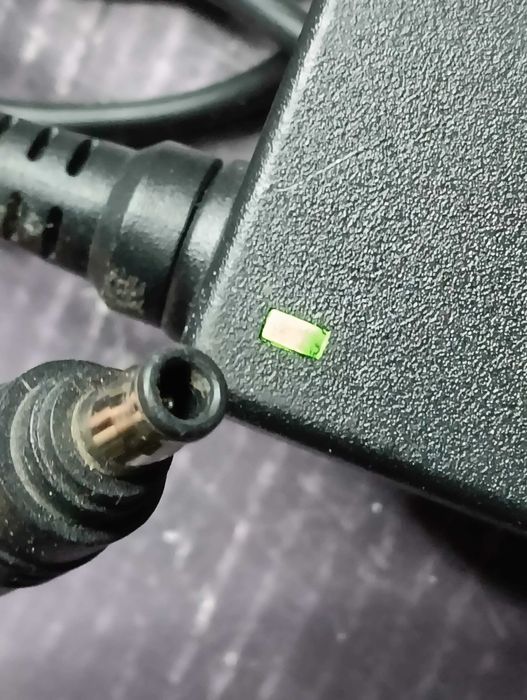 Зарядное блок питания для ноутбука SAMSUNG 19V 2.1A (5.5mm+golka)