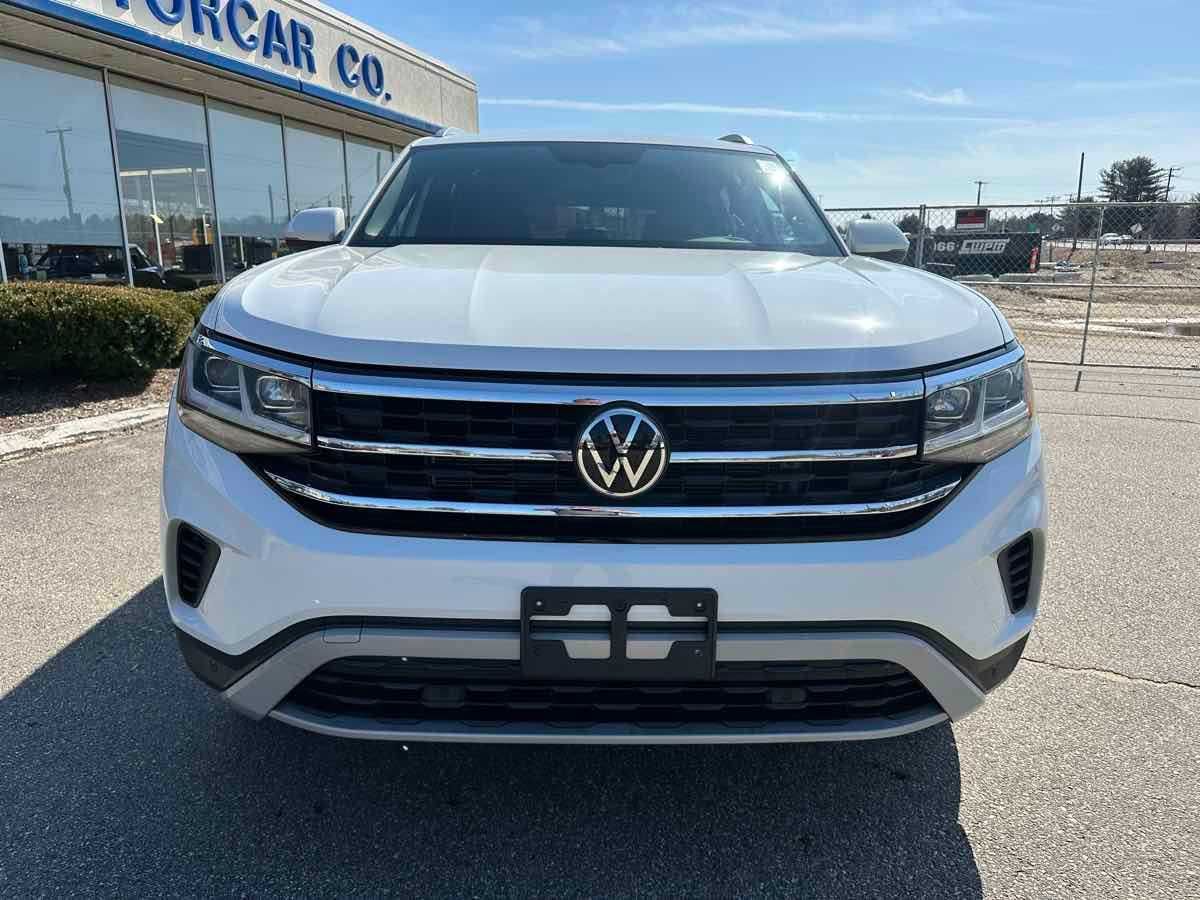 Продаю Volkswagen Atlas Cross Sport 2020 року