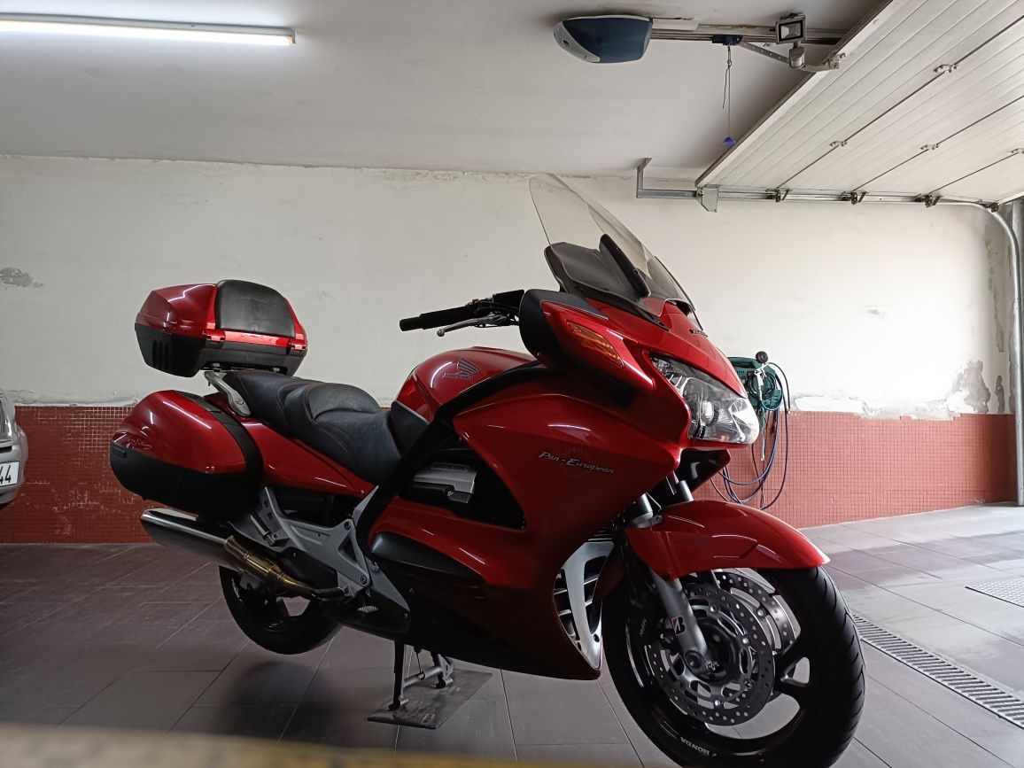 Honda ST1300 Pan-European 2002 (Único Dono)