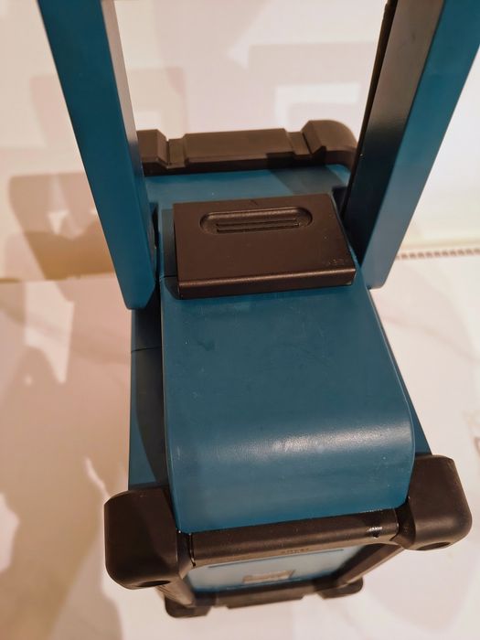 Radio budowlane Makita DMR 107 LXT, CXT