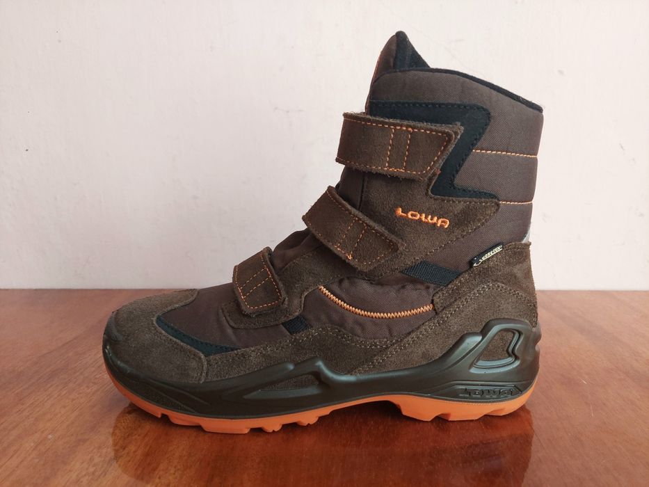 Черевики чобітки зимові фірми lowa marlin ll на gore tex оригінал 

Ро