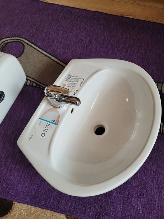 Umywalka Koło wraz z baterią - nowa