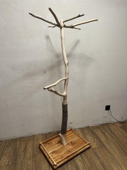 Stojaki dla papug z litego drewna – na zamówienie!