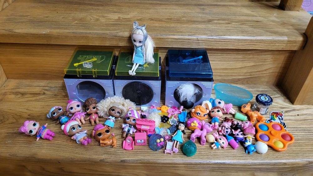 Лот игрушек лол и не только