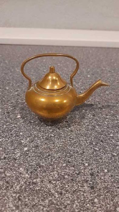 Czajnik czajniczek mosiężny metal antyk retro vintage naczynie ozdoba