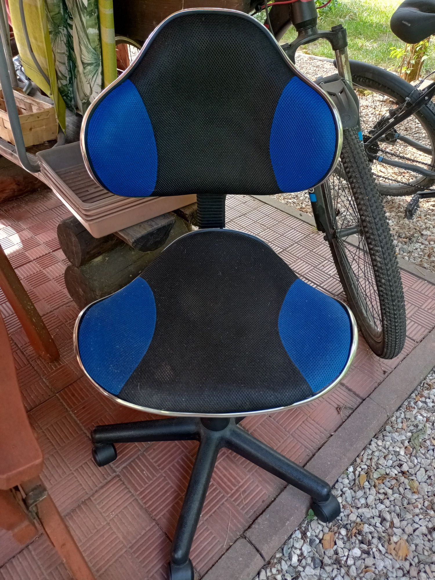 Fotel komputerowy