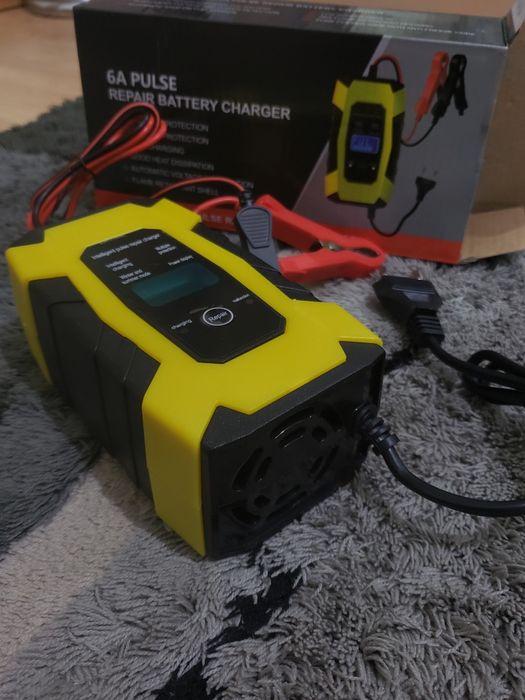 Зарядний пристрій автомобільного акумулятора 12V 6A EL0227