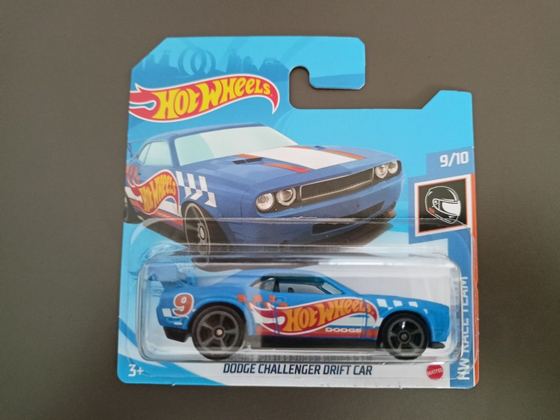 Hot wheels dodge challenger drift car (2021)