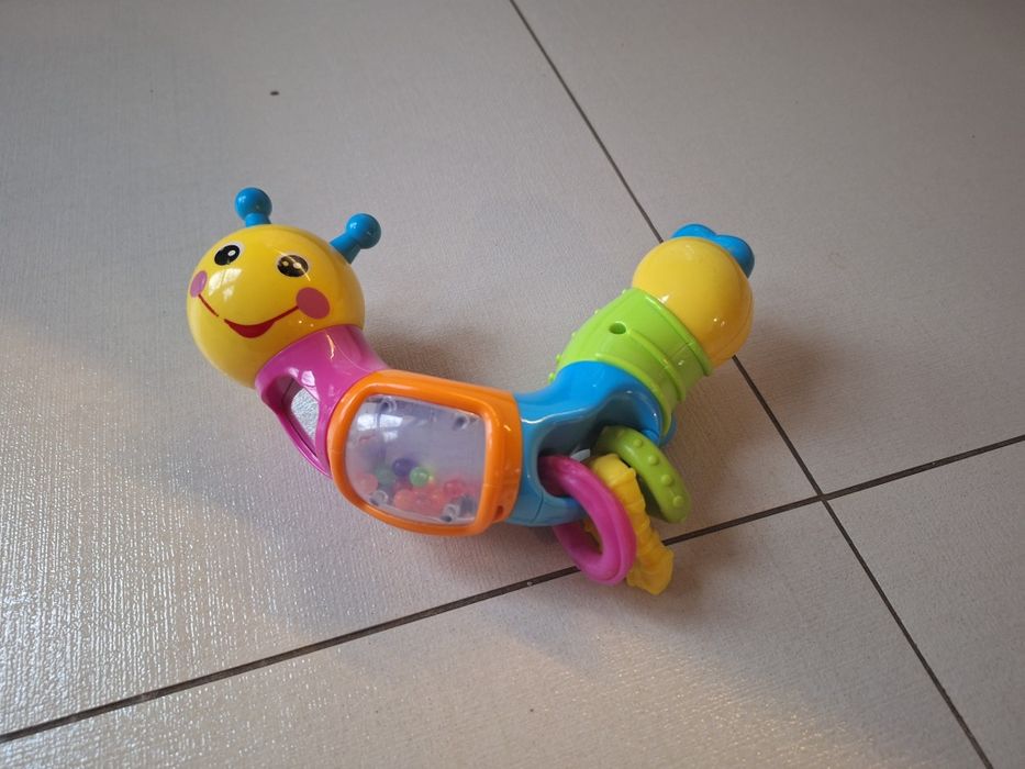 Gąsienica grzechotka fisher price
