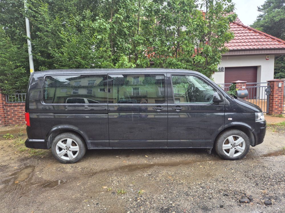 Volkswagen Caravelle 2.0 BiTDI 180KM