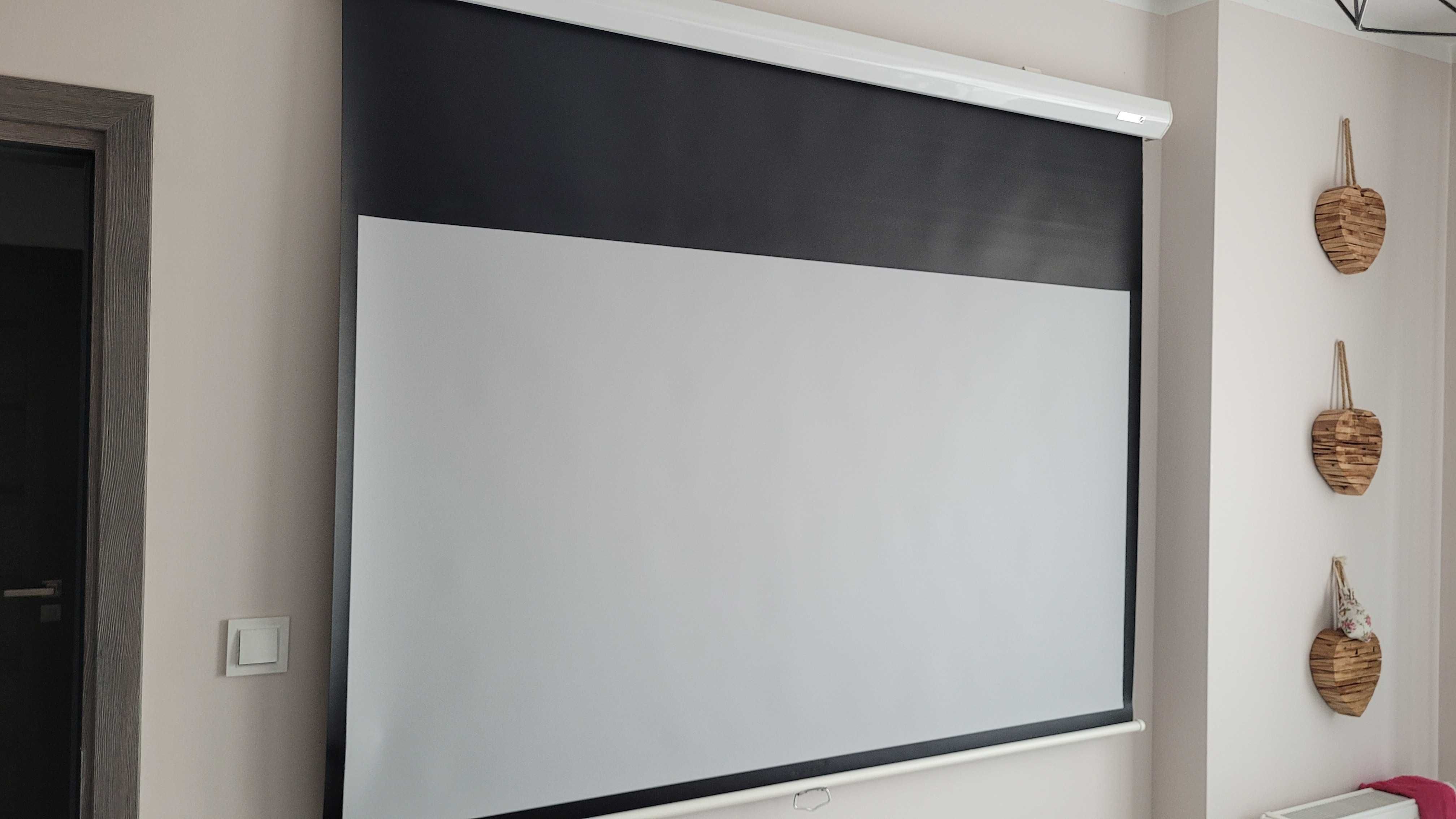 Ekran do projektora Suprema matt grey 170x95 cm