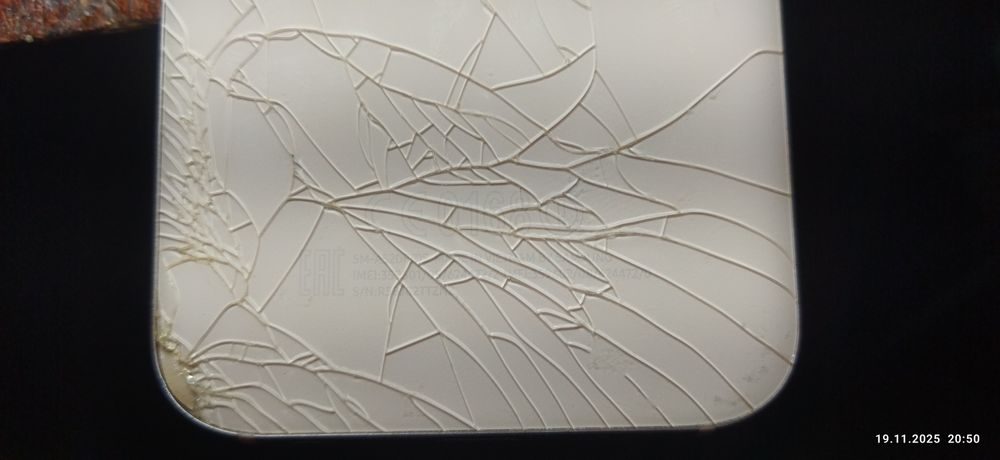 Віддам по запчастинам samsung j6 j600f a5 a520f