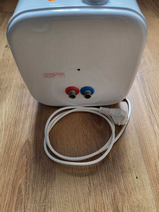 Elektryczny podgrzewacz wody Biawar 10 l OW-10B+