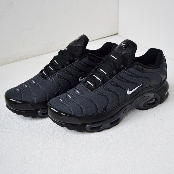 Nike Air Max Plus TN Waterproof кросівки чоловічі термо найк зимові