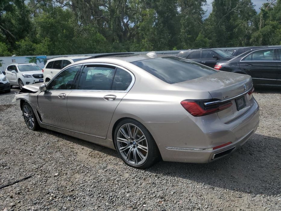BMW 7 series 750i 2020 року